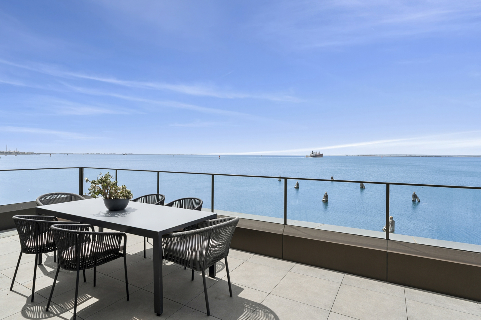 201/20 Lady Nelson Drive, Rippleside