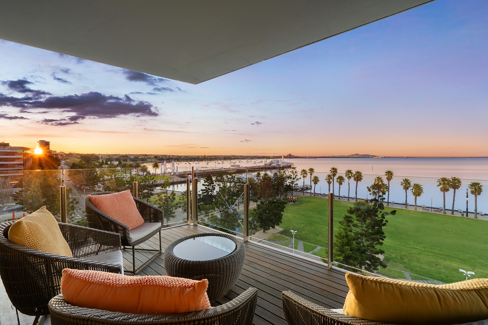 501/6 Eastern Beach Road, Geelong