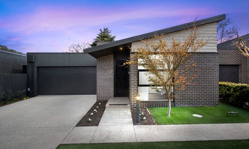 2/12 Balcombe Road, Newtown VIC